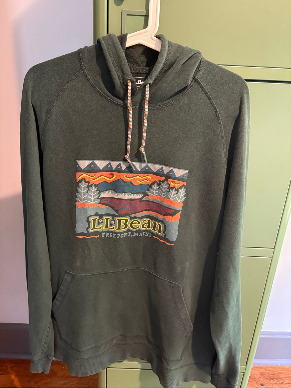 L.L. Bean Olive Green Hooded Sweatshirt with Colorful Graphic Mens Large Tall